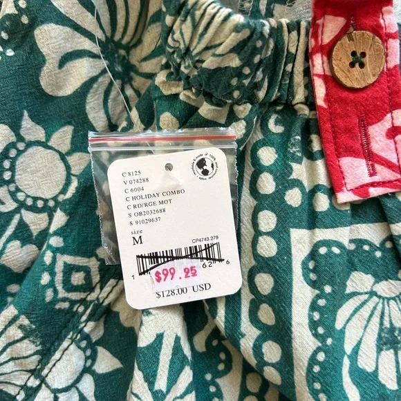 NWT Free People Palm Bay Printed Relaxed Romper Shortalls in Holiday Combo Sz M - Picture 7 of 9